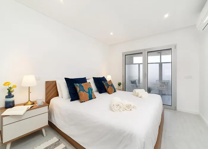 Apartamento Views X - By Sch Nazaré