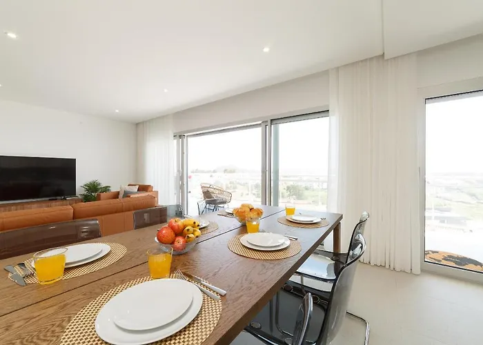 Apartament Views X - By Sch Nazaré