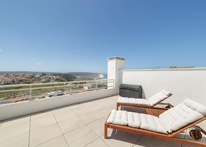 Apartament Views X - By Sch Nazaré